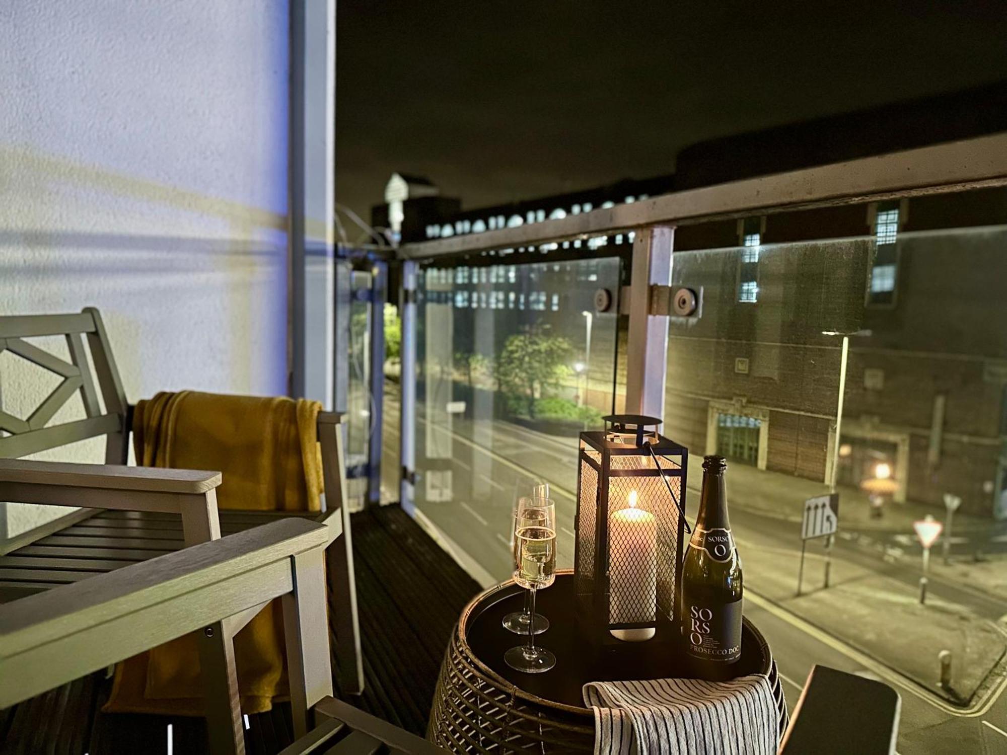 Watford Serviced Apartment, Free Parking, City Centre Esterno foto